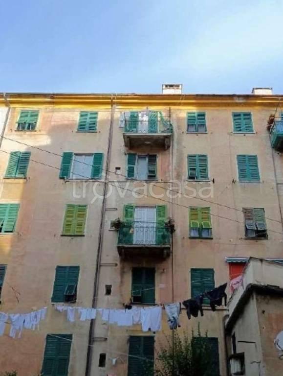appartamento in vendita a Genova in zona Pontedecimo