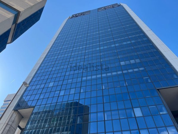 ufficio in vendita a Genova in zona Sampierdarena