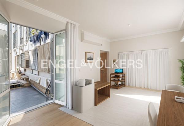 appartamento in vendita a Genova in zona Sottoripa / Maddalena / Molo