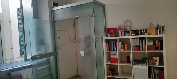 ufficio in vendita a Genova in zona Carignano