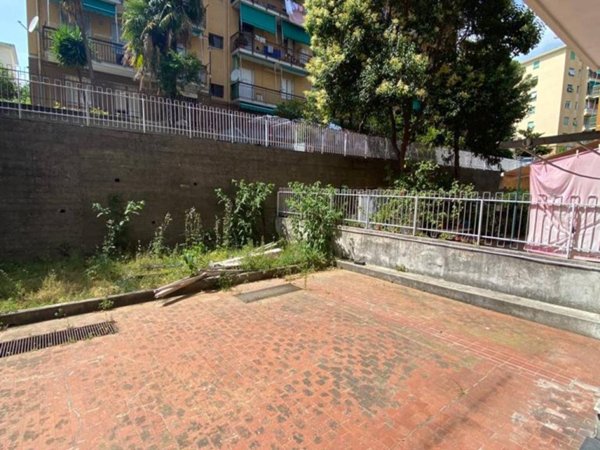 appartamento in vendita a Genova in zona Borzoli