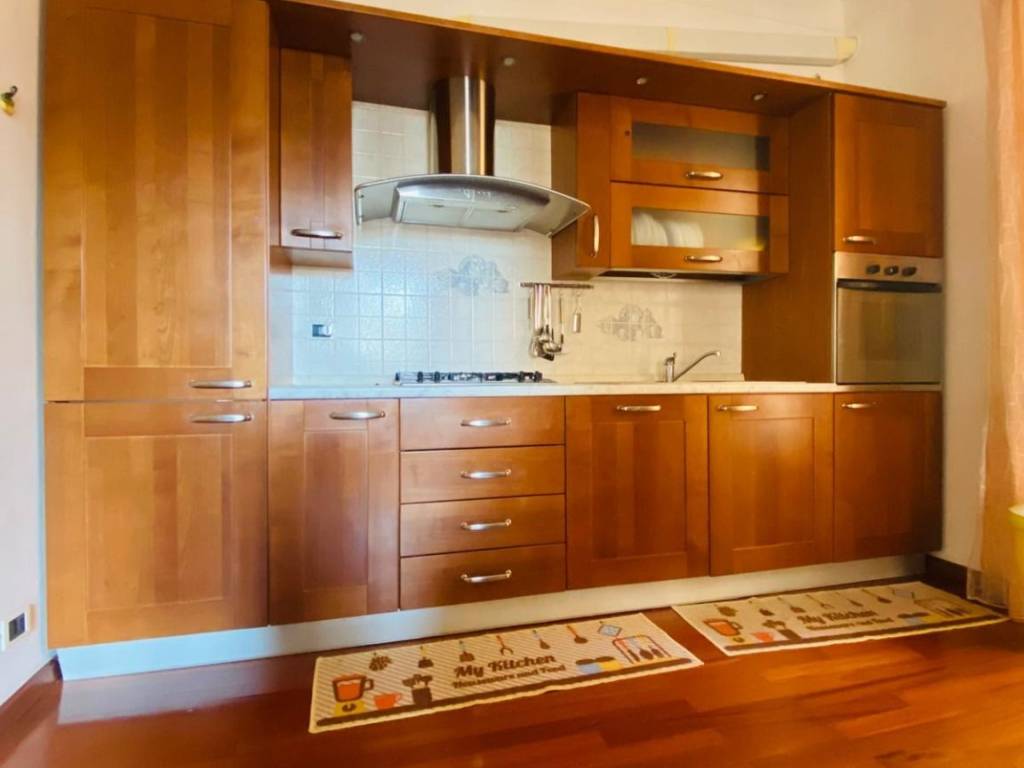 appartamento in vendita a Genova in zona Sestri Ponente