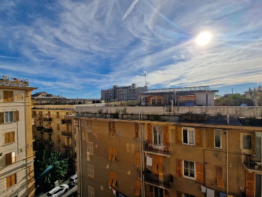 appartamento in vendita a Genova in zona Sestri Ponente