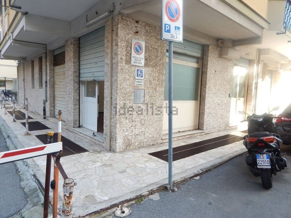 ufficio in vendita a Genova