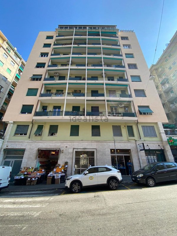 appartamento in vendita a Genova in zona Sampierdarena