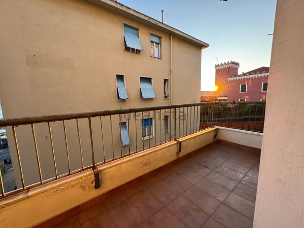 appartamento in vendita a Genova in zona Pegli