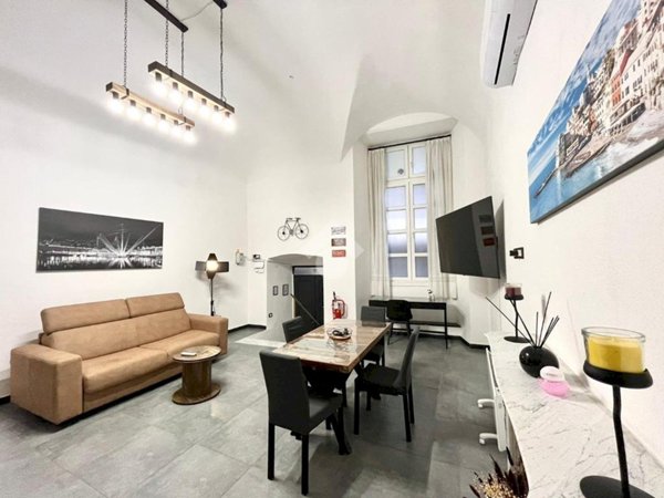 appartamento in vendita a Genova in zona Sottoripa / Maddalena / Molo