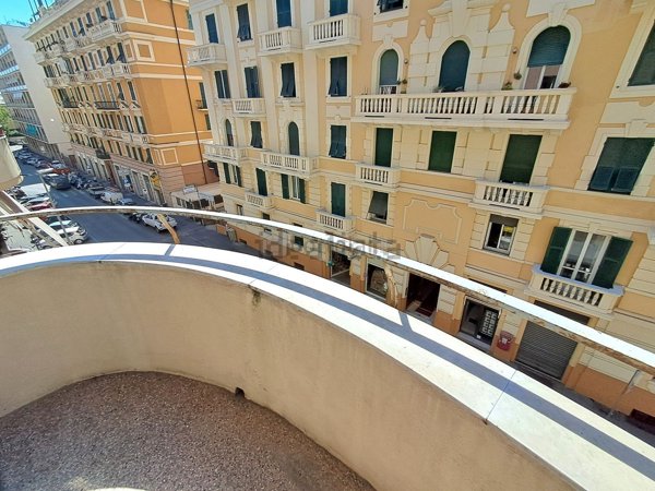 appartamento in vendita a Genova in zona Albaro