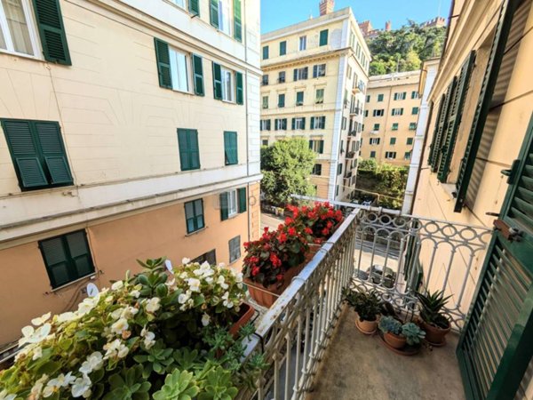 appartamento in vendita a Genova in zona Lagaccio / Granarolo