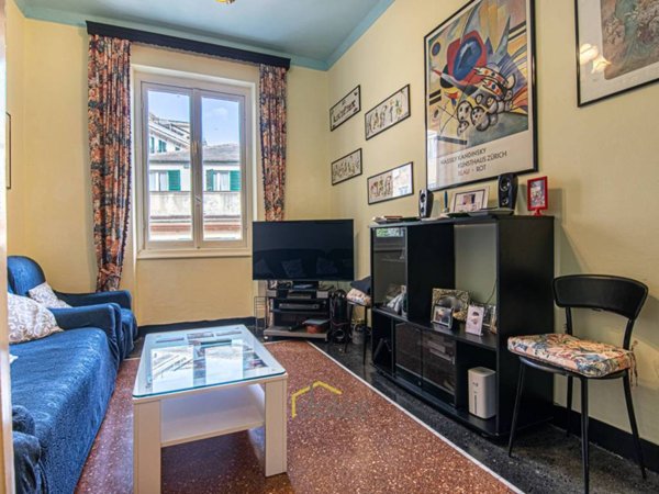 appartamento in vendita a Genova in zona Quezzi