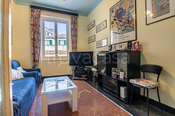 appartamento in vendita a Genova in zona Staglieno