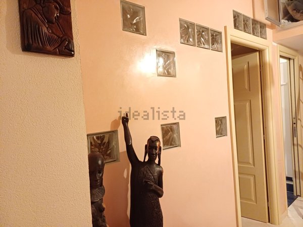 appartamento in vendita a Genova in zona Lagaccio / Granarolo