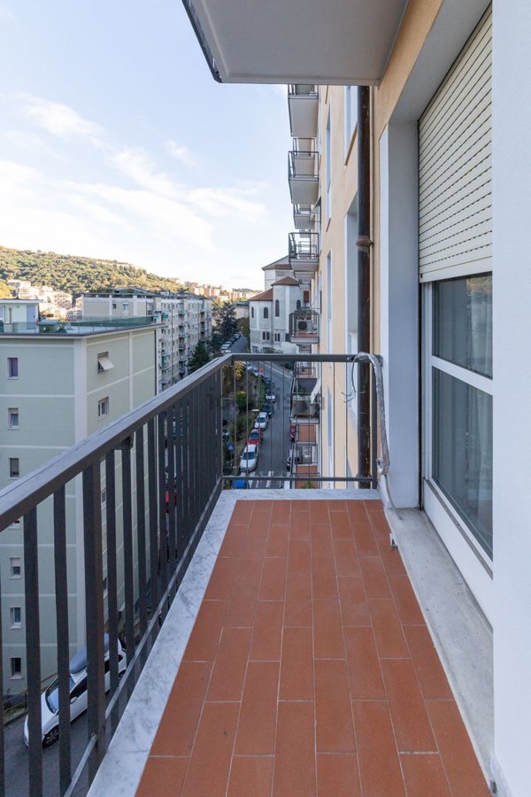 appartamento in vendita a Genova in zona Staglieno