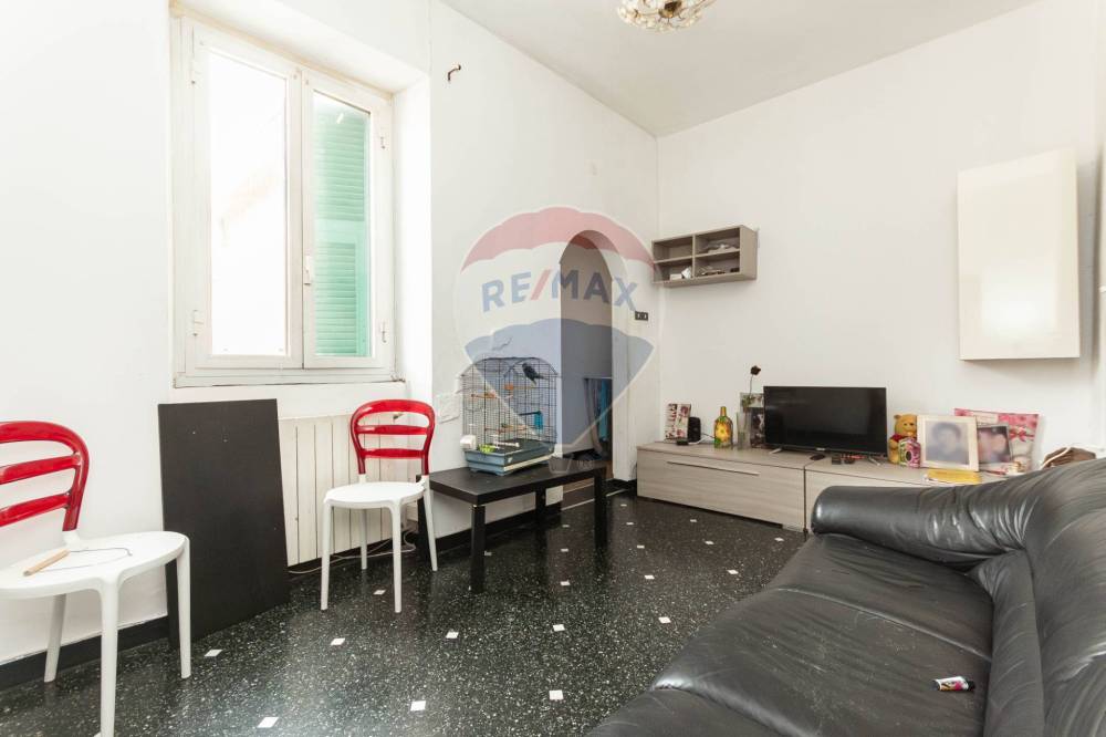 appartamento in vendita a Genova in zona Lagaccio / Granarolo