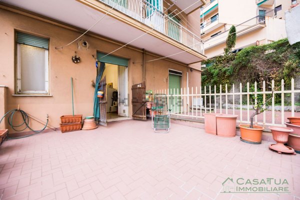 appartamento in vendita a Genova in zona Marassi