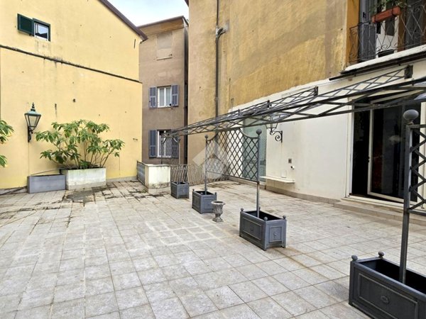 appartamento in vendita a Genova in zona Centro Storico