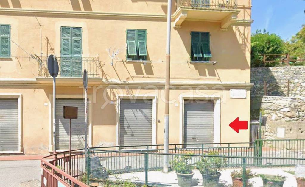 negozio in vendita a Genova in zona San Desiderio
