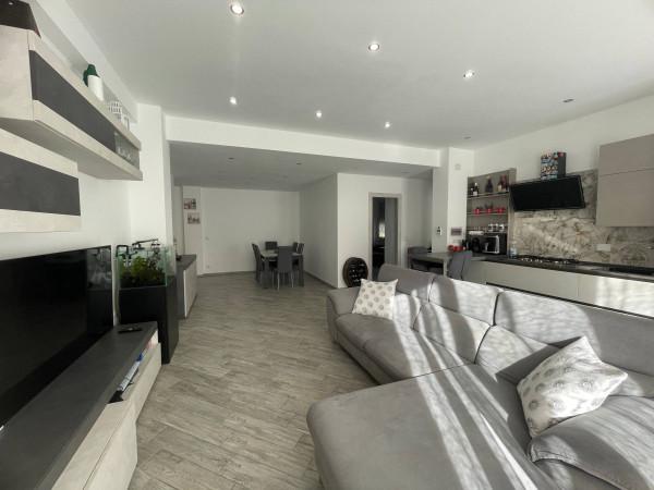 appartamento in vendita a Genova in zona Pegli