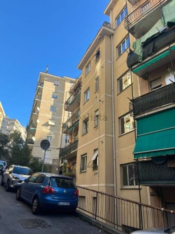 appartamento in vendita a Genova in zona Marassi