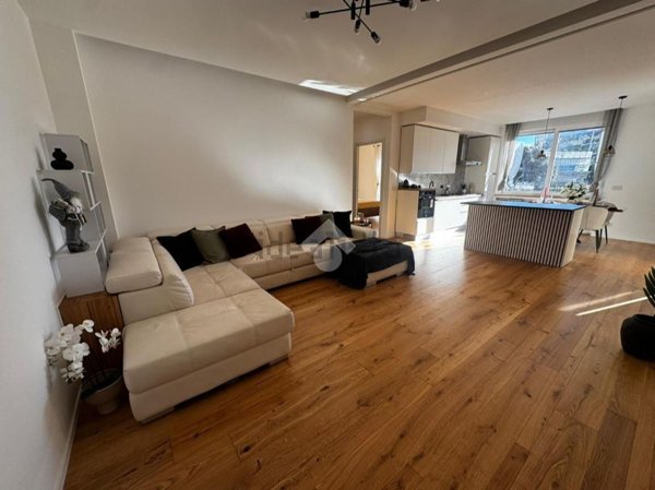 appartamento in vendita a Genova in zona Sampierdarena