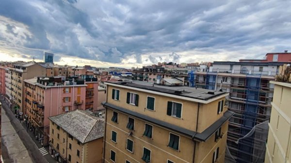 appartamento in vendita a Genova in zona Sampierdarena
