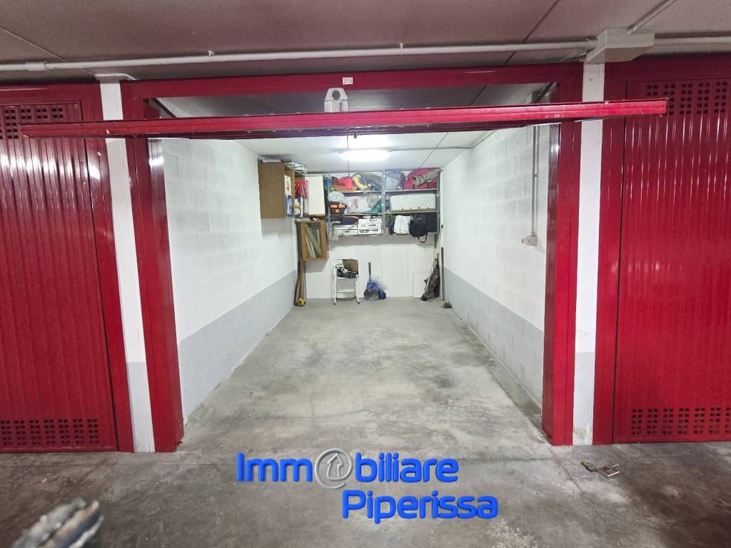 appartamento in vendita a Genova in zona Quezzi