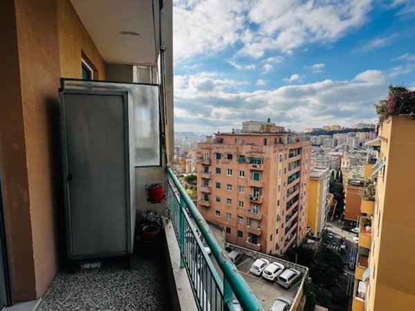 appartamento in vendita a Genova in zona Marassi
