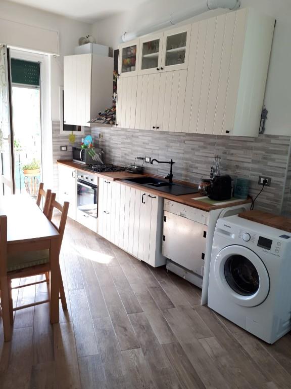 appartamento in vendita a Genova in zona Molassana