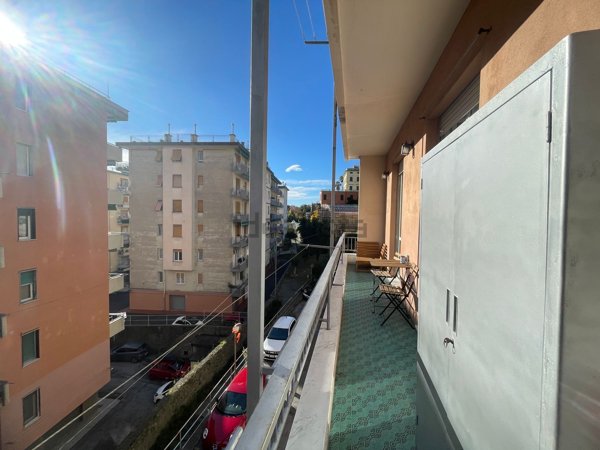 appartamento in vendita a Genova in zona Pegli