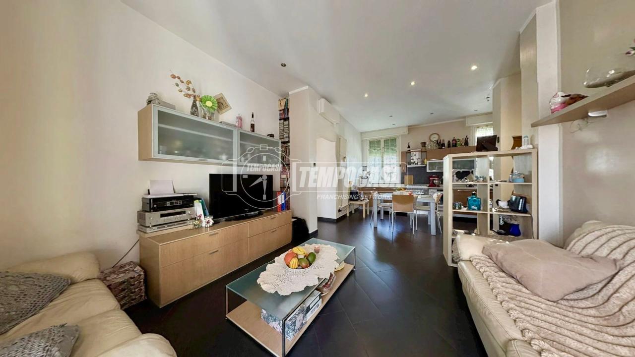 appartamento in vendita a Genova in zona Sestri Ponente