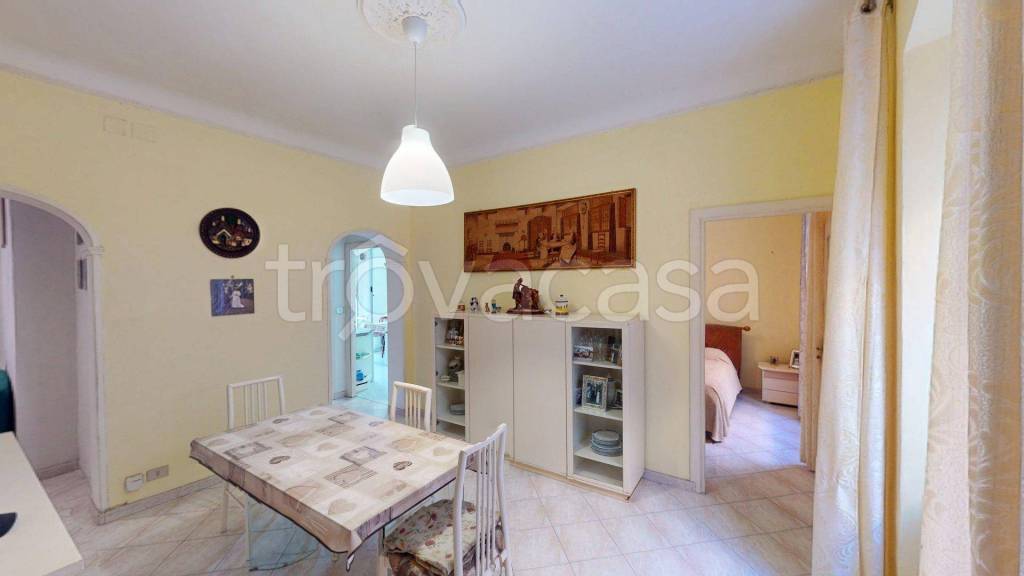 appartamento in vendita a Genova in zona Certosa