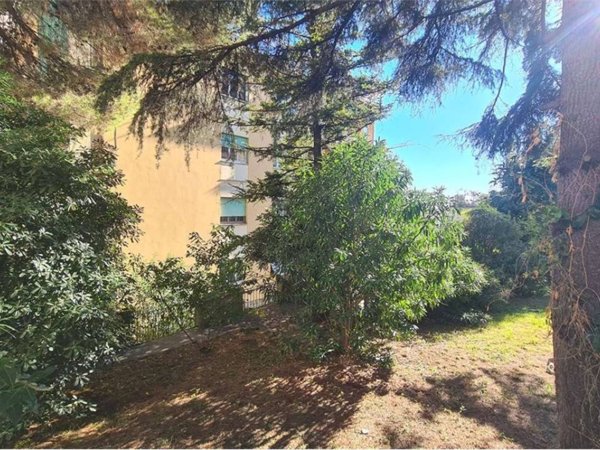 appartamento in vendita a Genova in zona Marassi