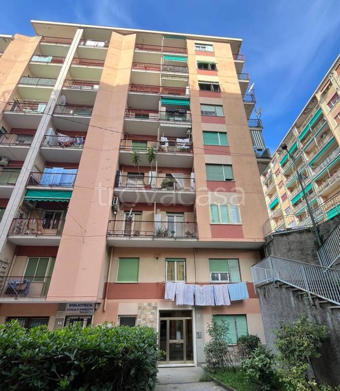 appartamento in vendita a Genova in zona Marassi