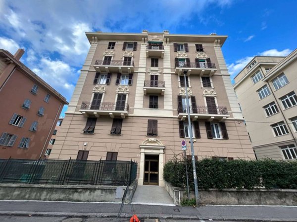 appartamento in vendita a Genova in zona Albaro