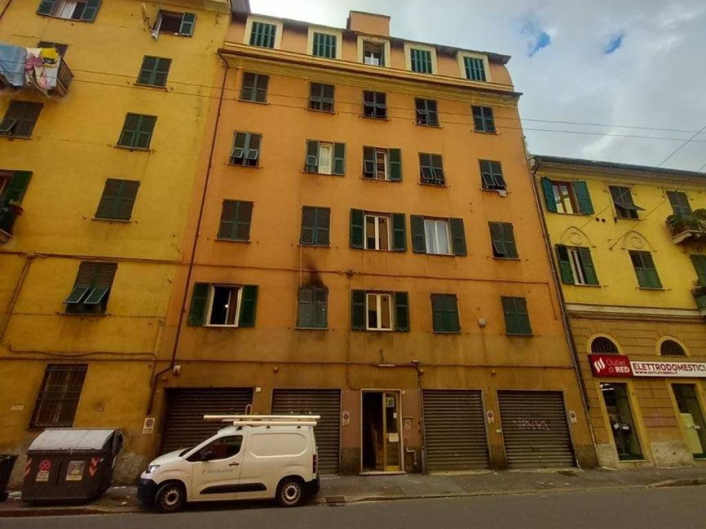 appartamento in vendita a Genova in zona Sampierdarena