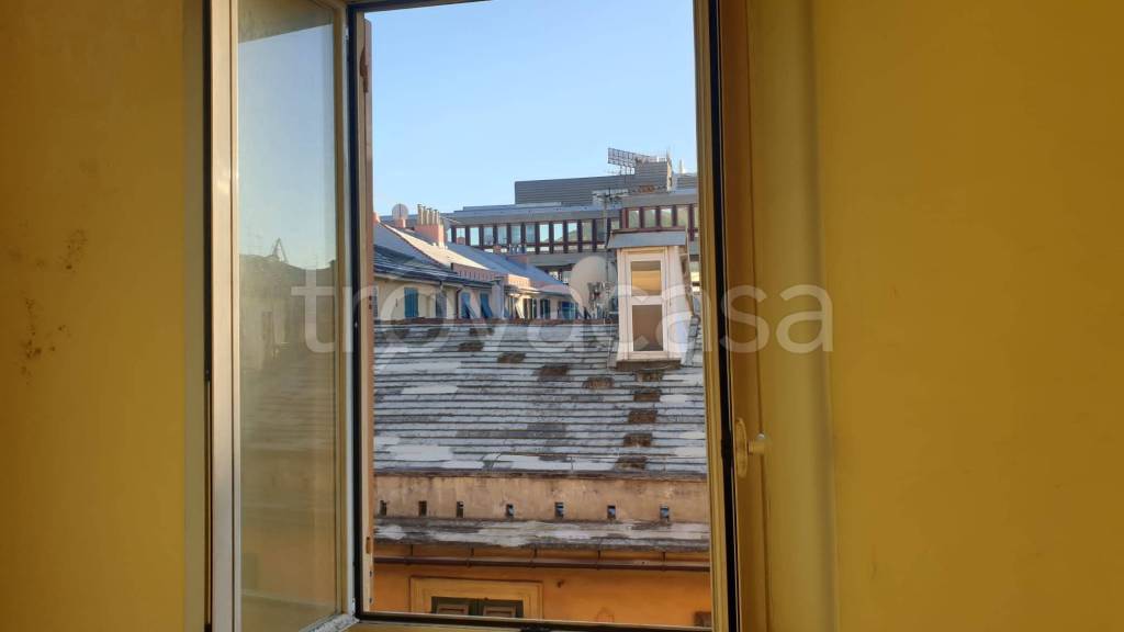 appartamento in vendita a Genova in zona Sestri Ponente