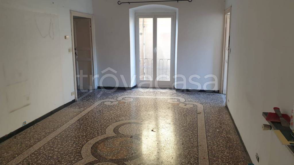 appartamento in vendita a Genova in zona Sestri Ponente