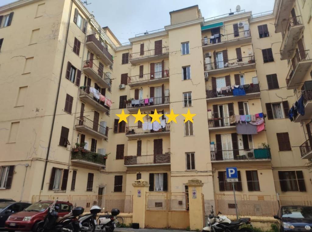 appartamento in vendita a Genova in zona Sampierdarena