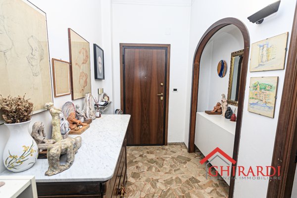 appartamento in vendita a Genova in zona Sestri Ponente