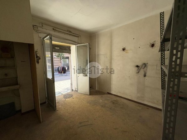 ufficio in vendita a Genova in zona Cornigliano