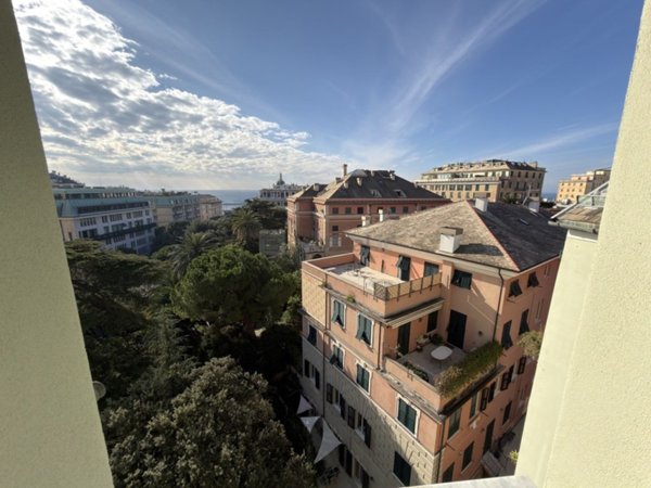 appartamento in vendita a Genova in zona Castelletto