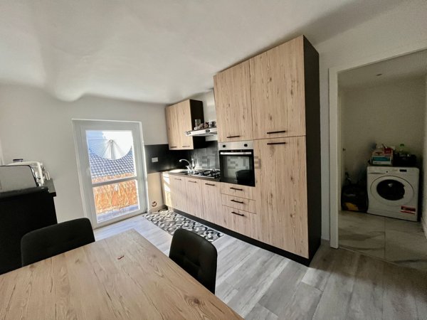 appartamento in vendita a Genova in zona Sestri Ponente