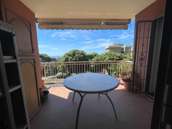 appartamento in vendita a Genova in zona Voltri