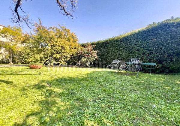 casa indipendente in vendita a Genova in zona Albaro