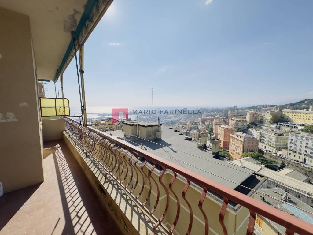 appartamento in vendita a Genova in zona Castelletto