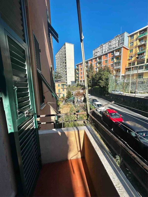 appartamento in vendita a Genova in zona Palmaro / Pra'