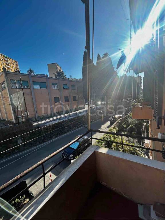 appartamento in vendita a Genova in zona Palmaro / Pra'