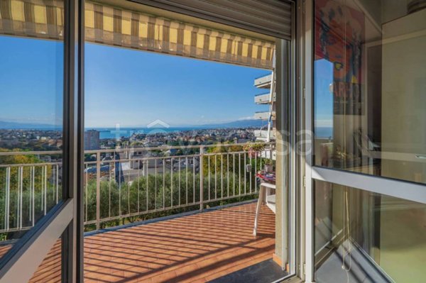 appartamento in vendita a Genova in zona Quarto dei Mille