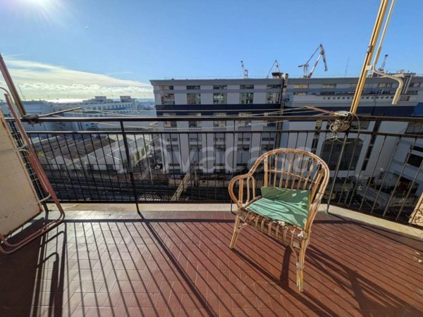 appartamento in vendita a Genova in zona Sestri Ponente