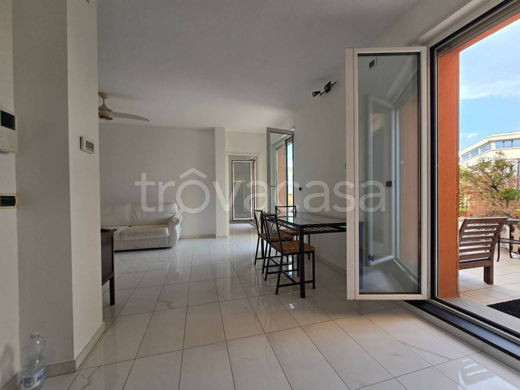 appartamento in vendita a Genova in zona Sestri Ponente